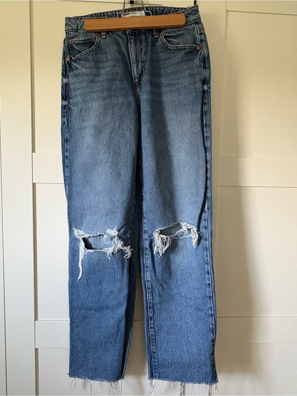 Garage Blue Straight-Leg Ripped Jeans